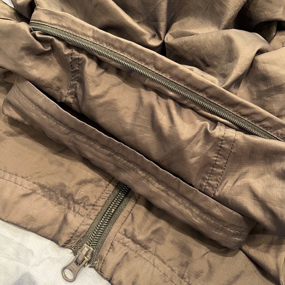 💨 Adidas Vintage Vented Windbreaker | Hidden Hood | Size Small | Navy | EUC - Picture 8 of 14